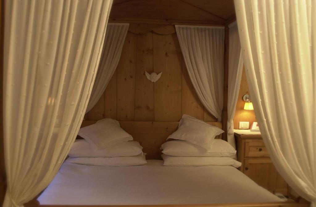 Hotel Baita Fiorita Santa Caterina Valfurva Szoba fotó